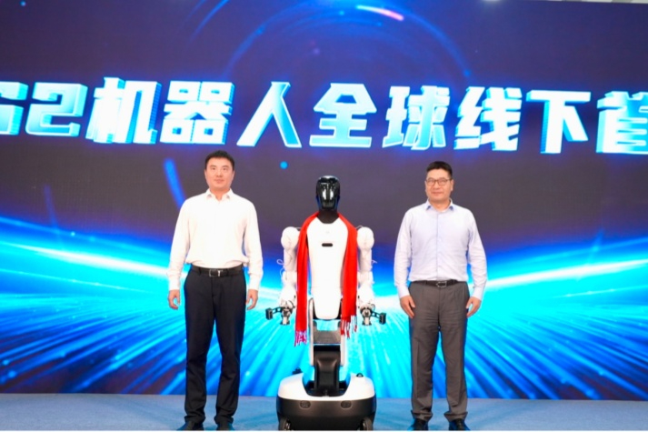海洋之神机器人联合均普智能全球线下首发精灵G2！过亿订单完成首批交付